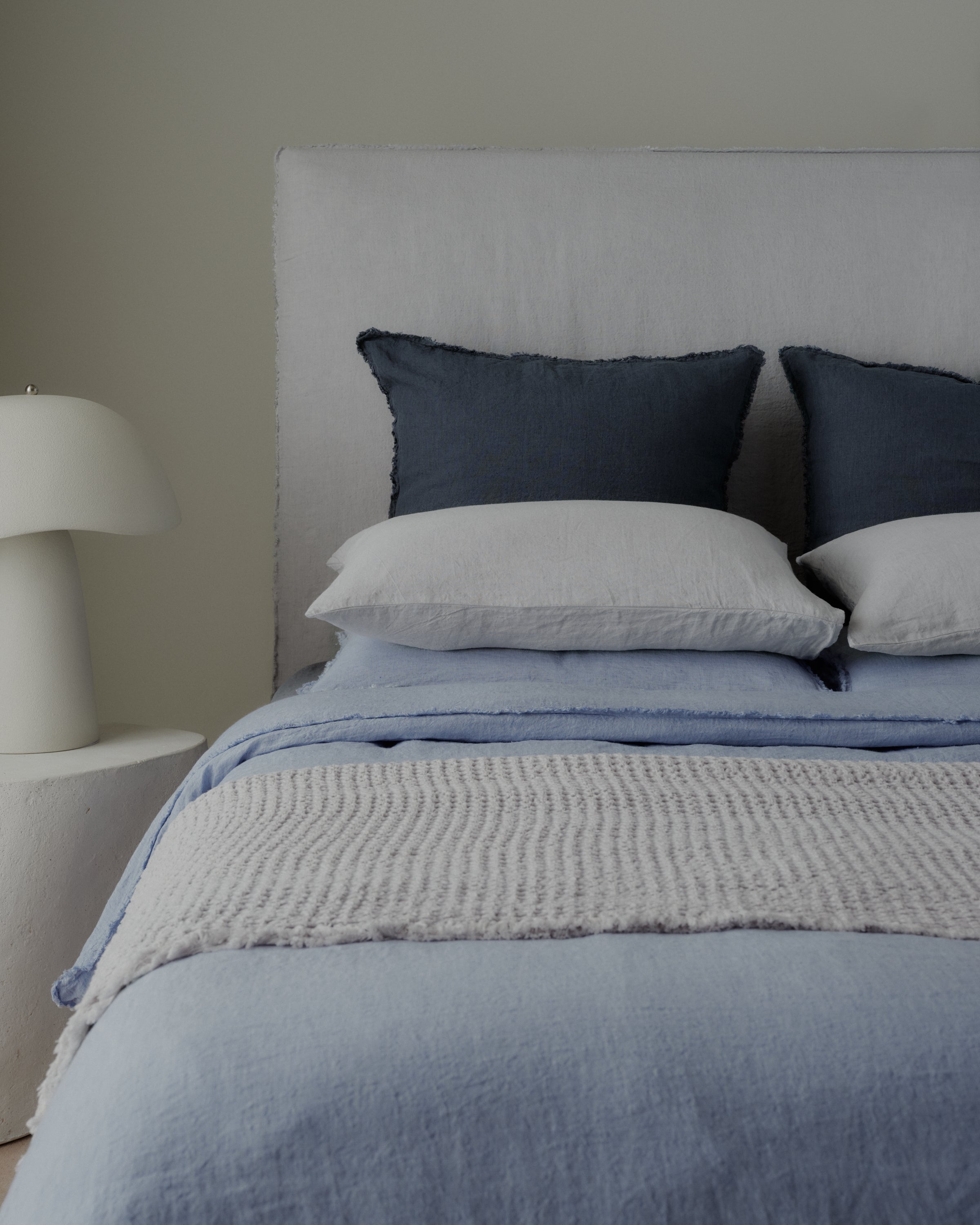 Flocca Linen Blanket - Fog