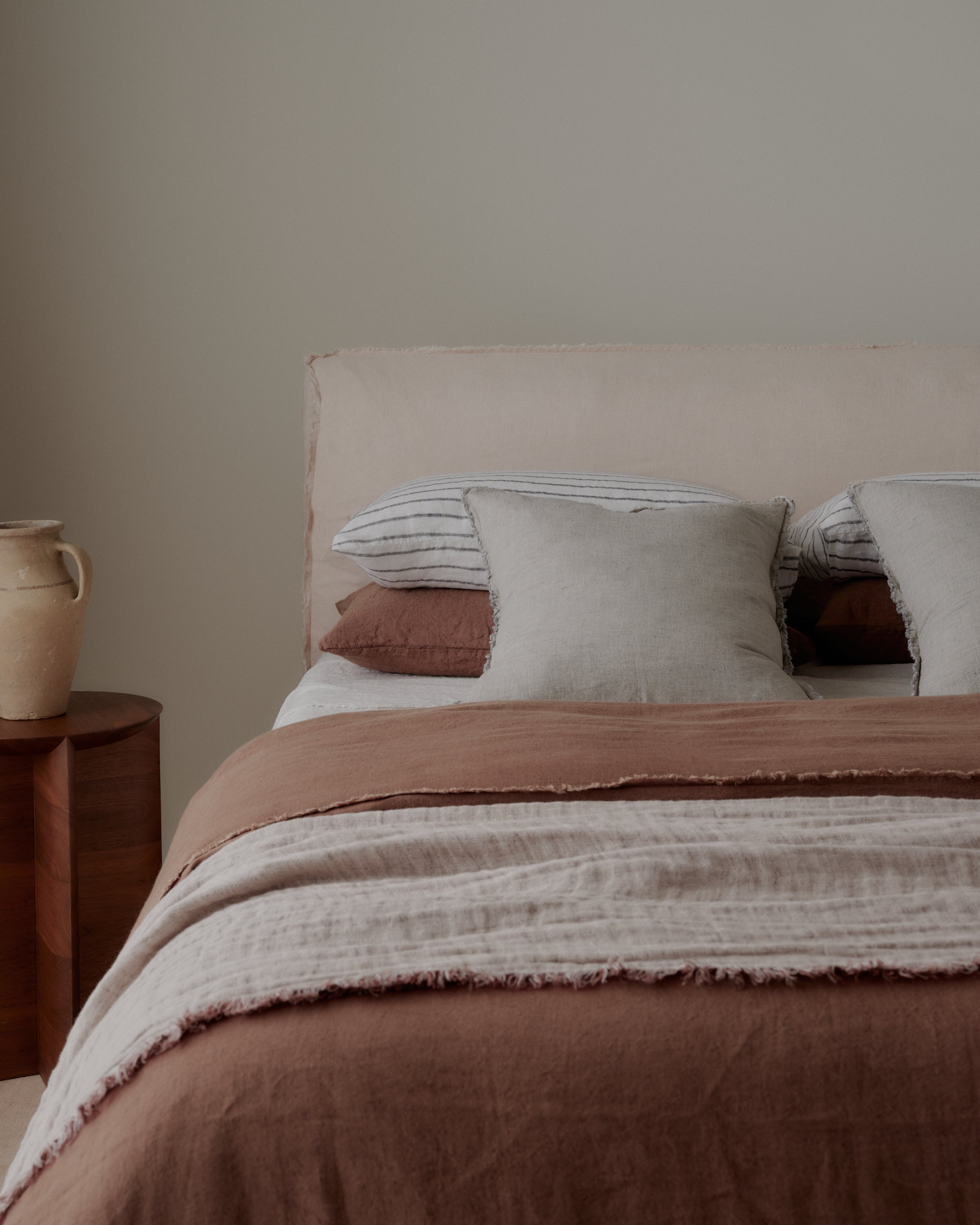 Flocca Linen Pillow - Kali