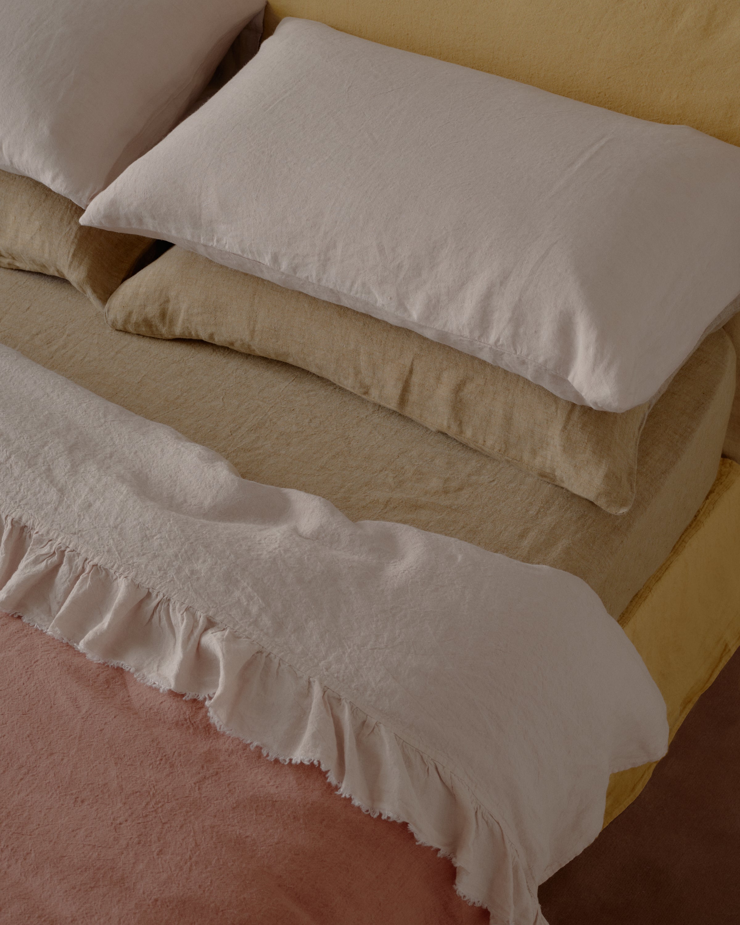 Basix Linen Bed Skirt - Maiz