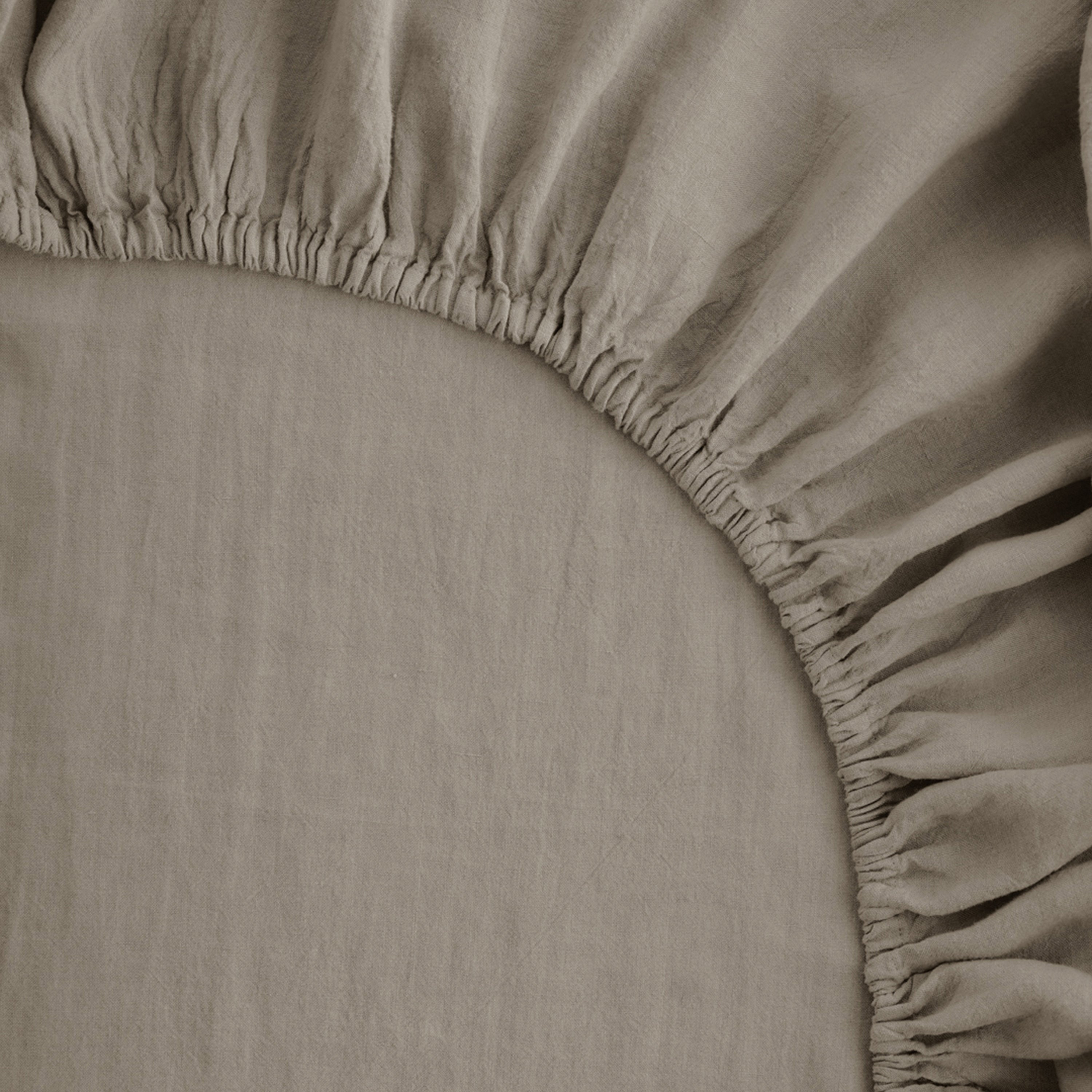 Basix Linen Fitted Sheet - Cep