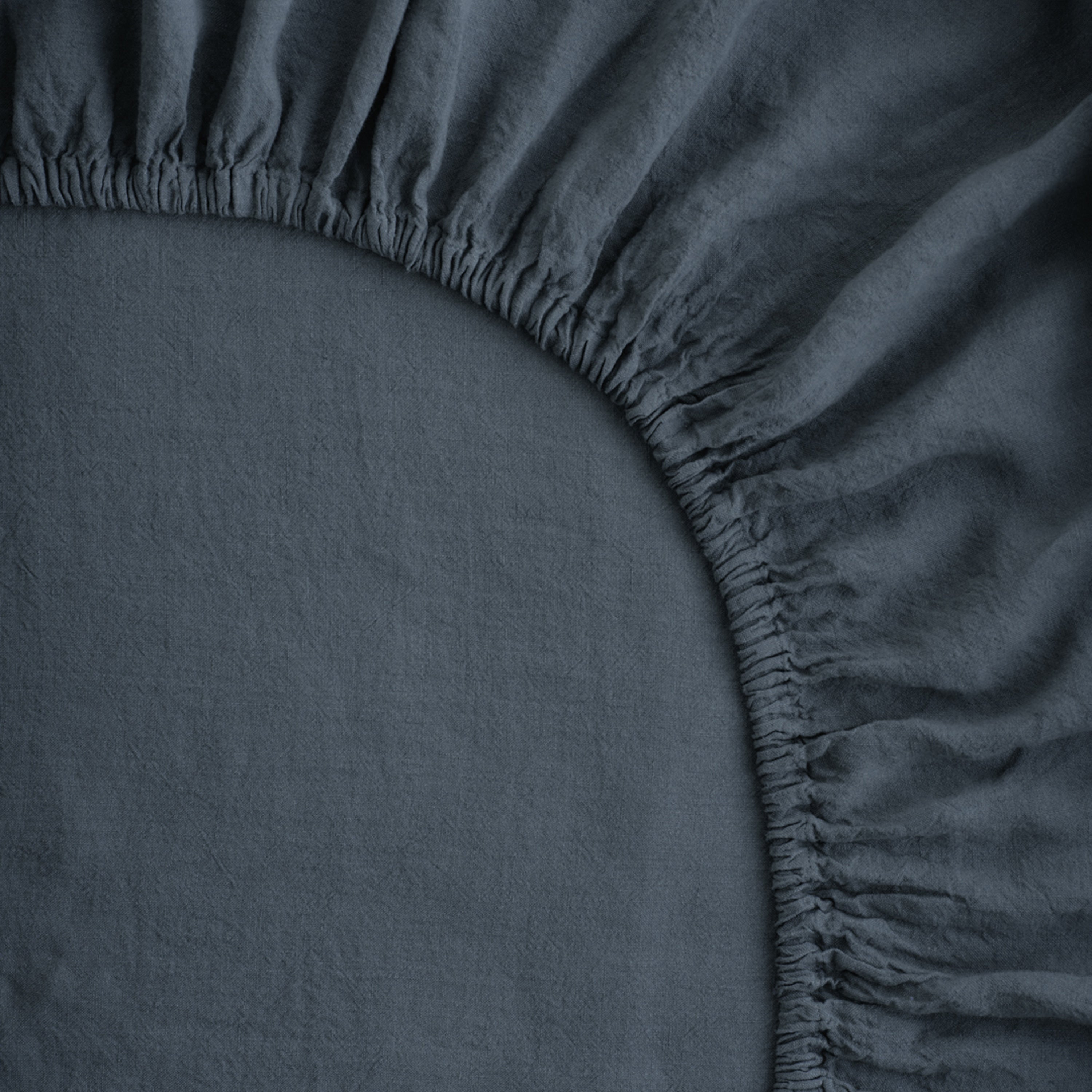 Basix Linen Fitted Sheet - Fonda