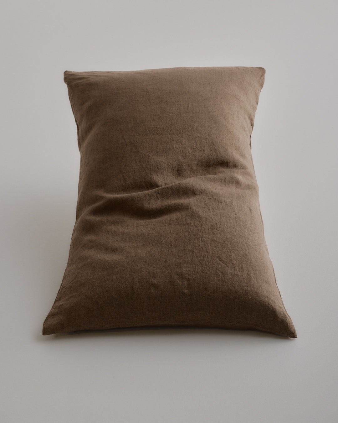Basix Linen Pillowcase | Chocolate Brown