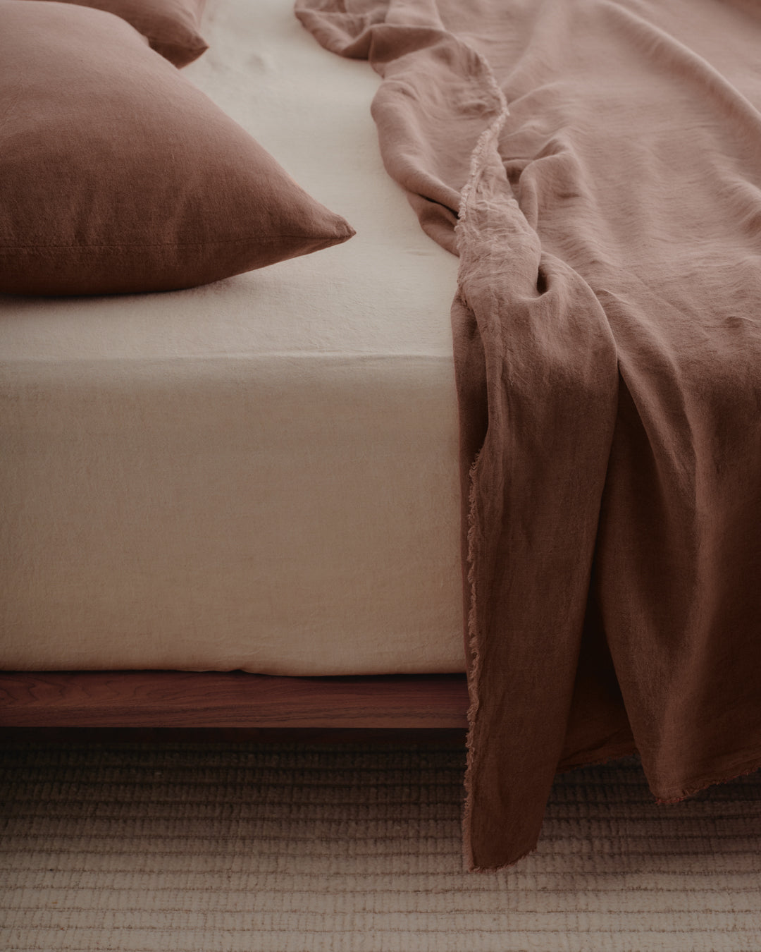 Basix Linen Pillowcase | Muted Mulberry