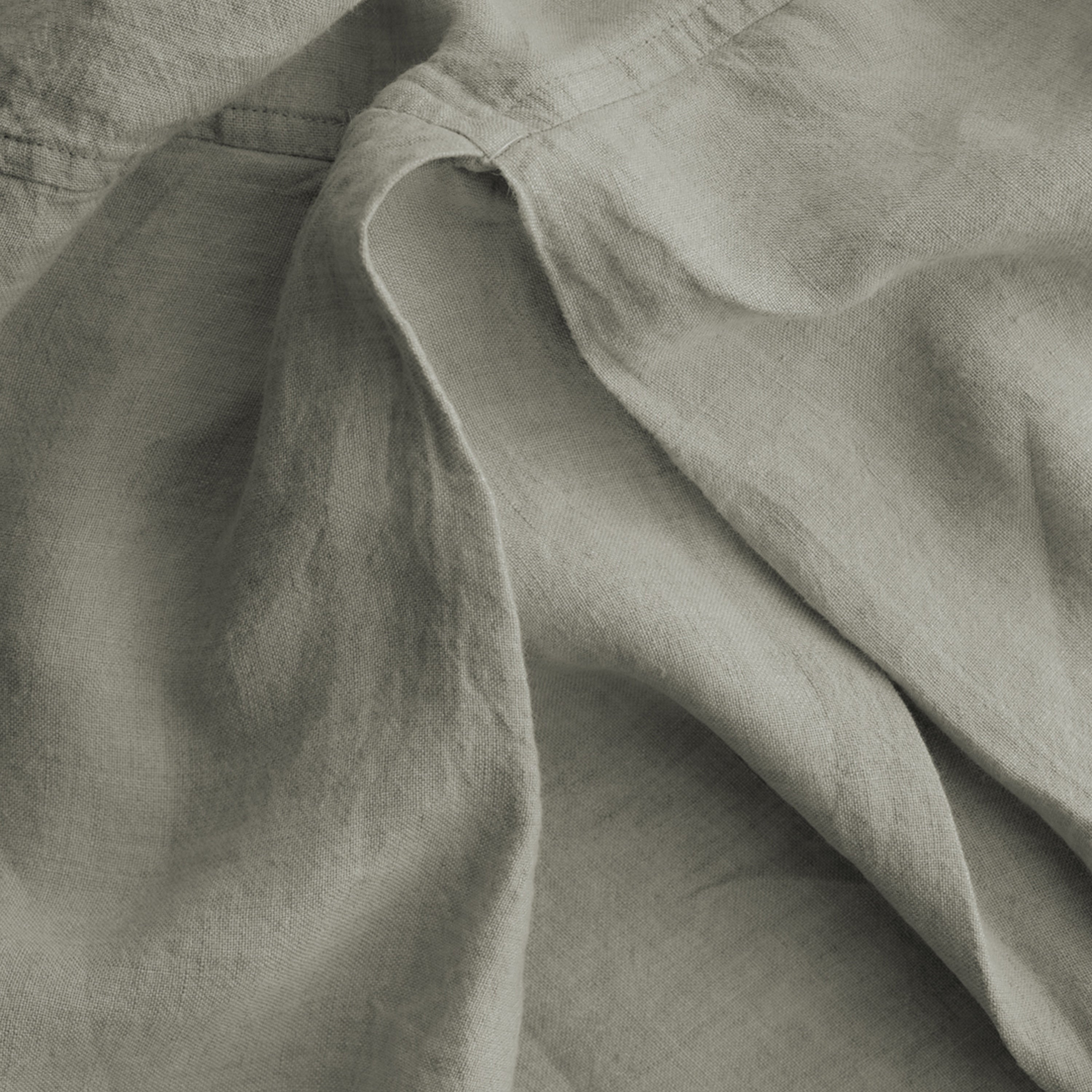 Basix Linen Bed Skirt - Argent