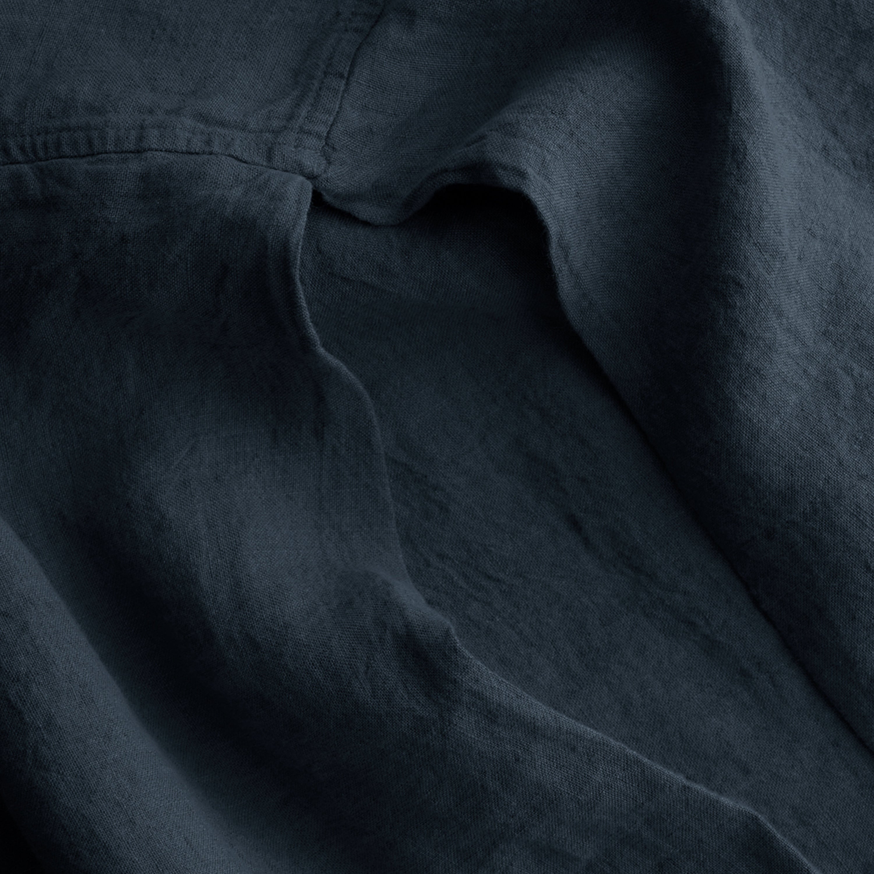 Basix Linen Bed Skirt - Bateau