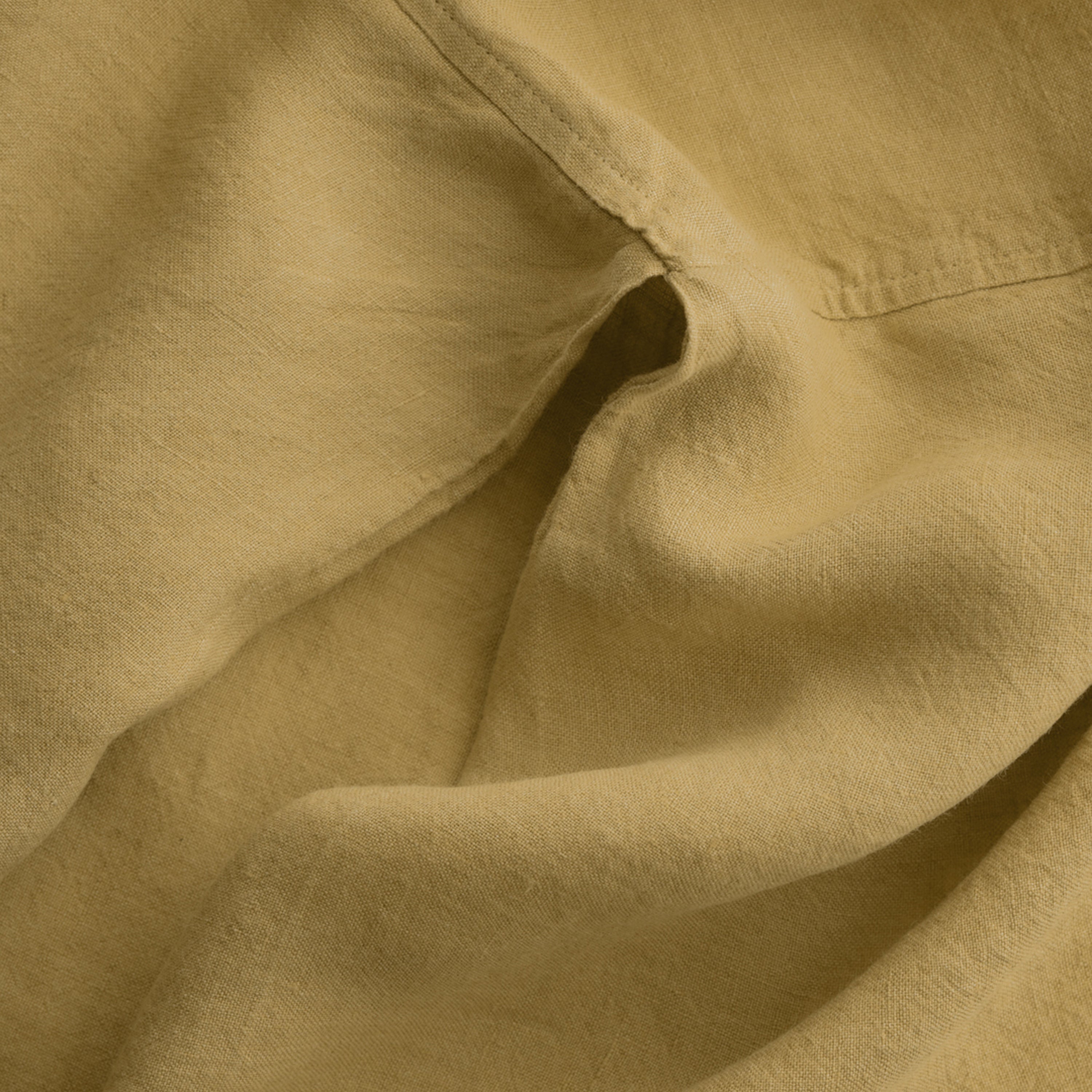 Basix Linen Bed Skirt - Maiz
