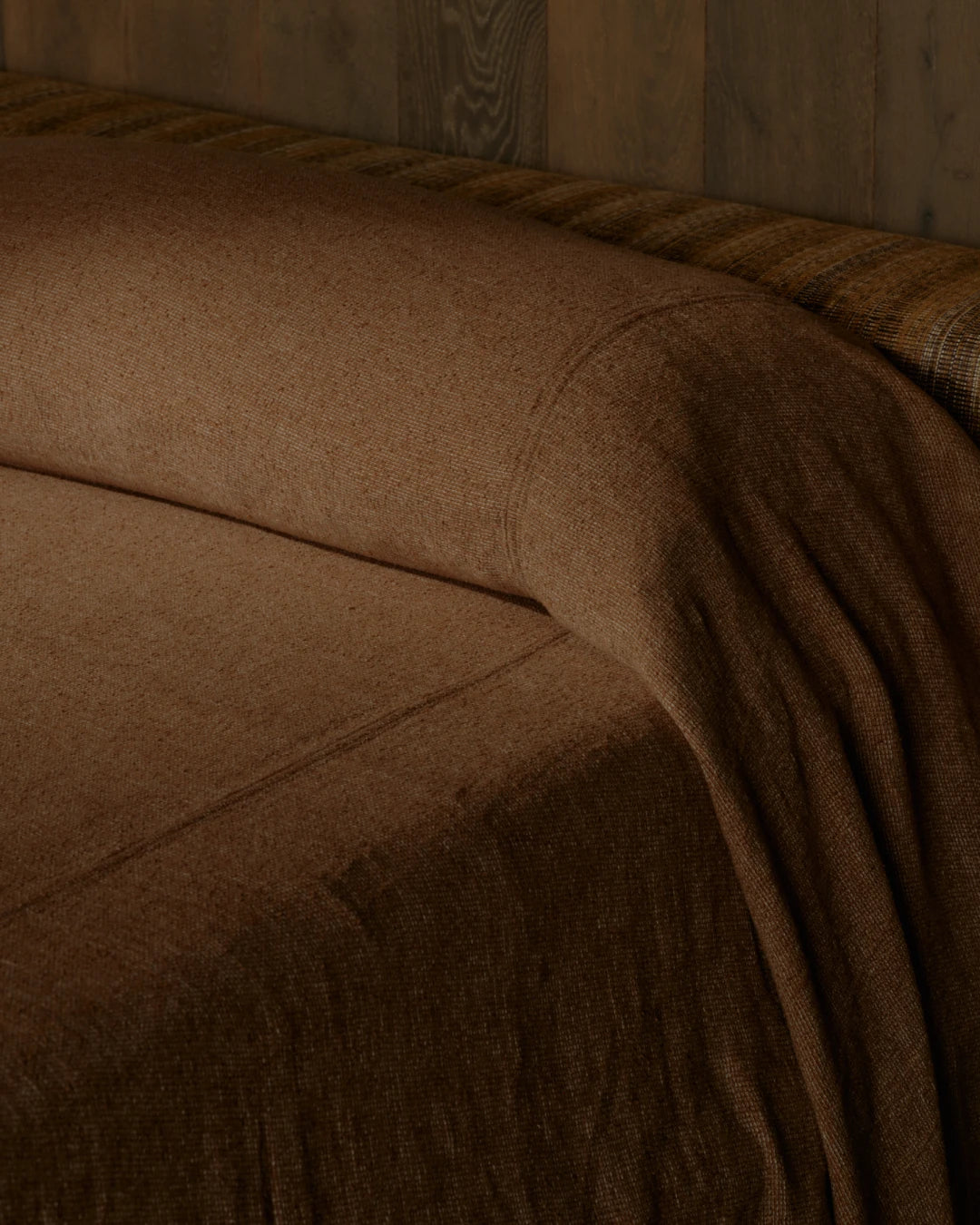 Flocca Heavyweight Linen Bedcover - Russo/Lina