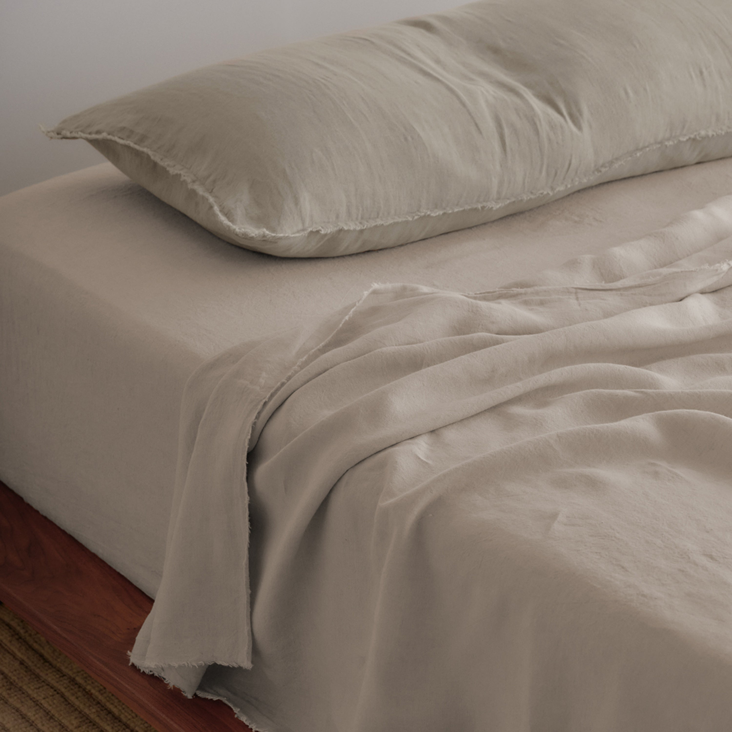 Flocca Linen Body Pillow - Cep