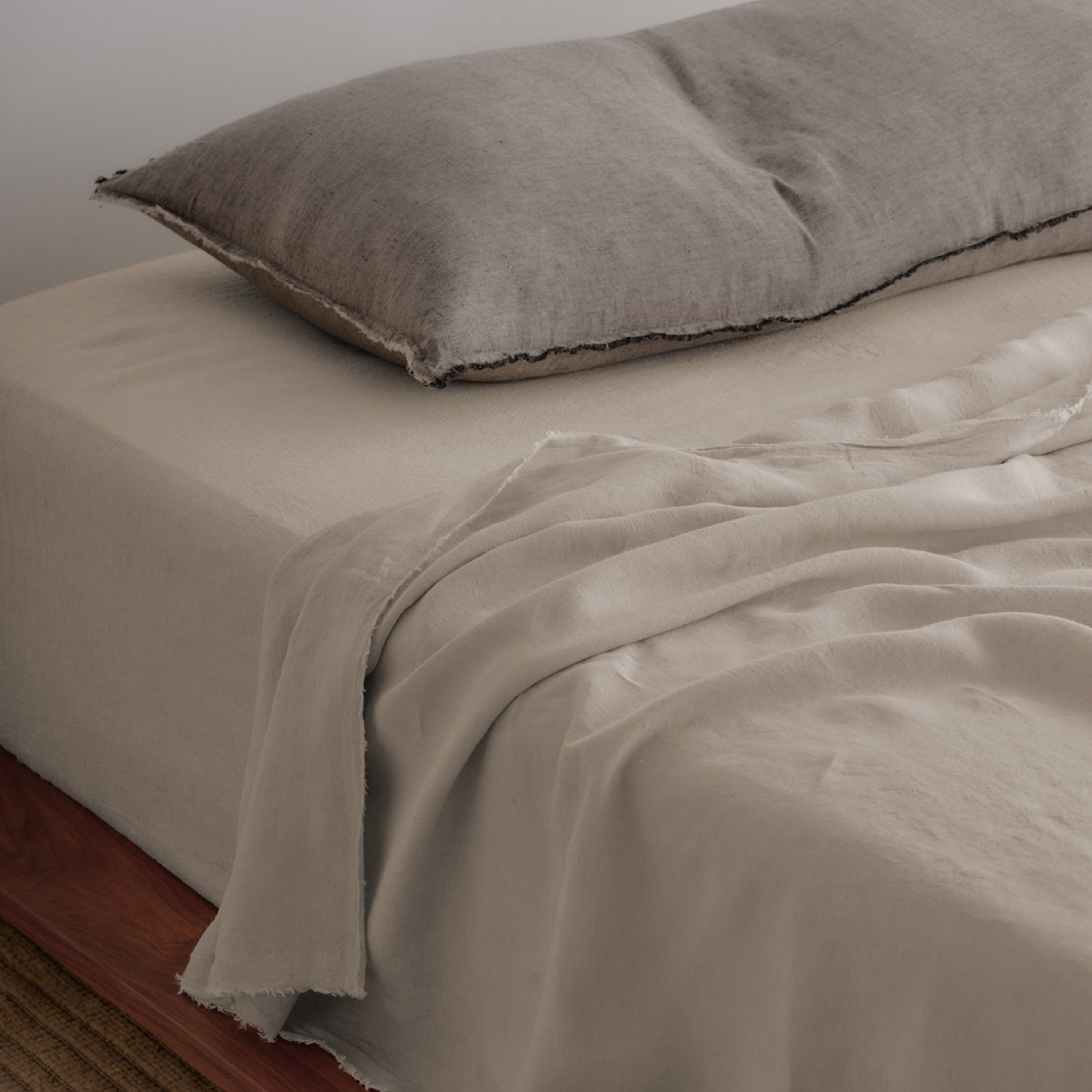 Flocca Linen Body Pillow - Nox