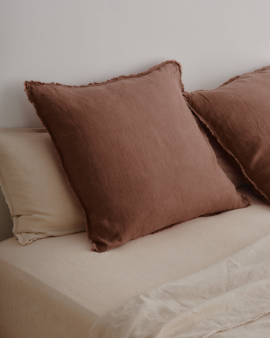 European Linen Pillowcases | Muted Mulberry