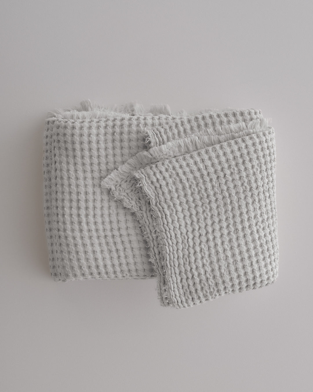 Hale Mercantile Flocca Linen Blanket - Thumbnail 2