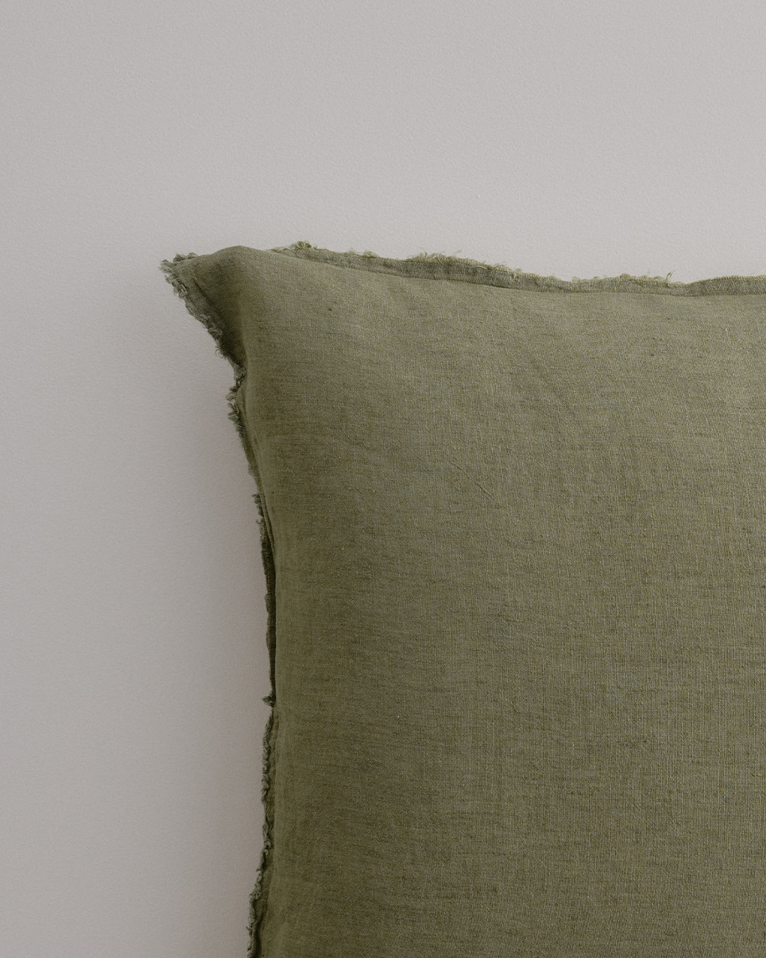 Flocca Linen Pillow - Armee