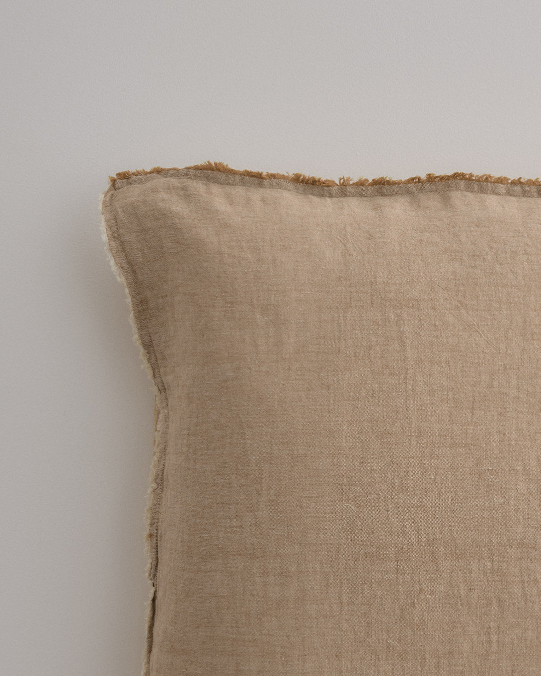 Flocca Linen Pillow - Brun