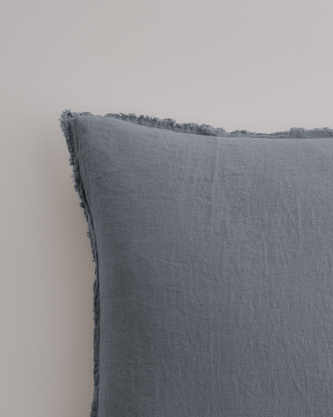 Flocca Linen Pillow - Fonda