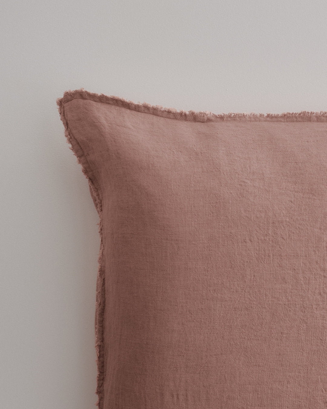 Flocca Linen Pillow - Rosa