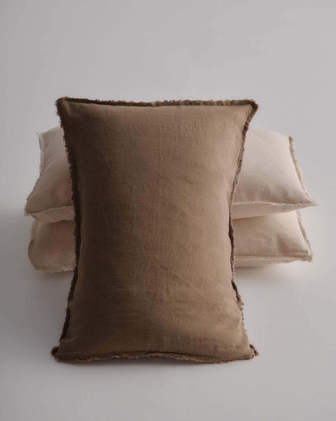 Flocca Linen Pillowcase | Chocolate Brown