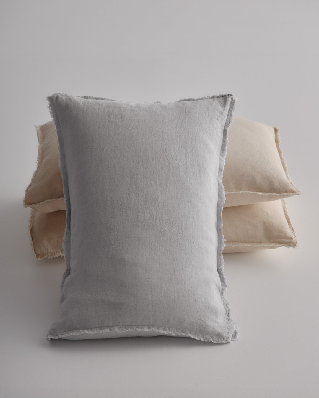 Flocca Linen Pillowcase | Pale Grey