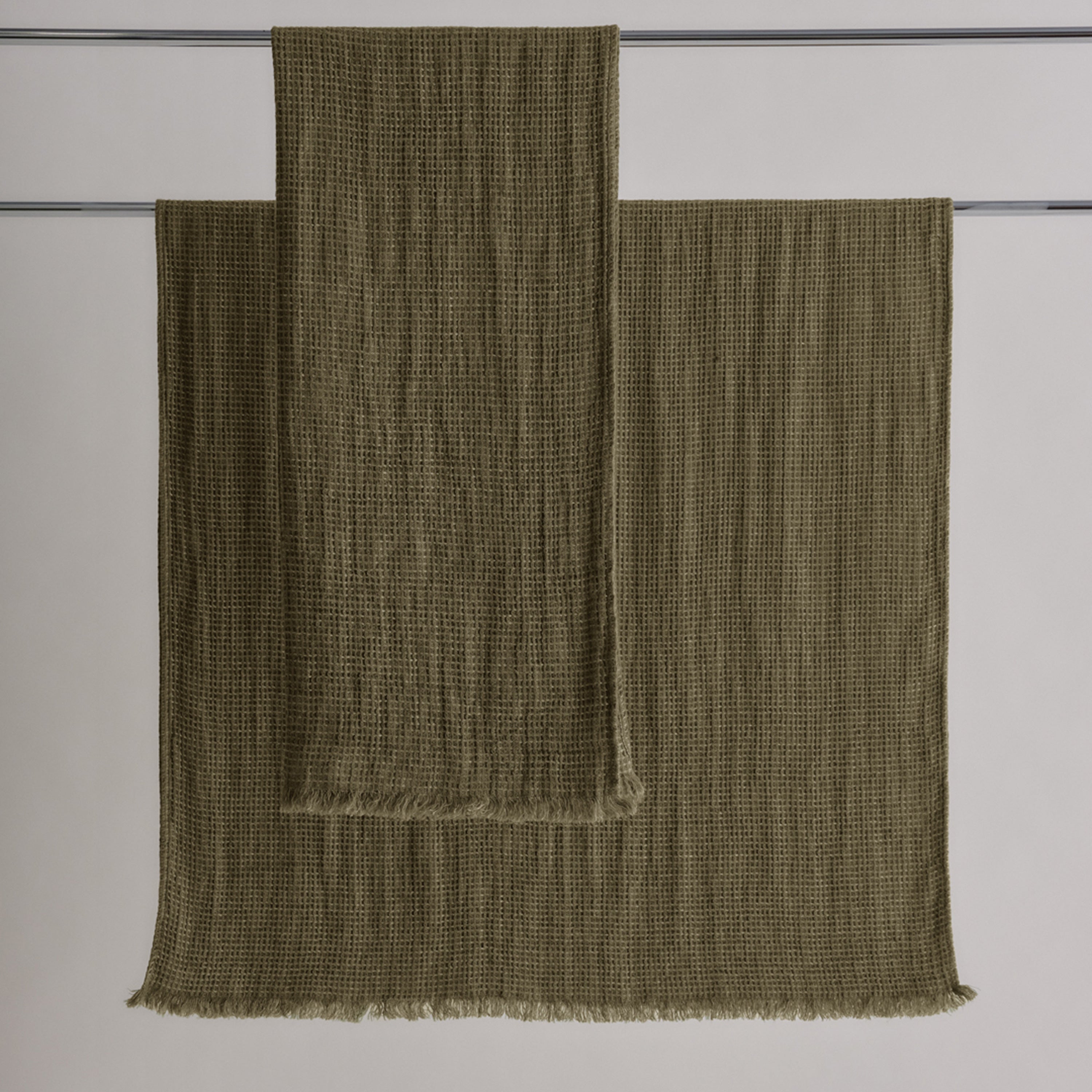 Flocca Linen Bath Towel - Armee