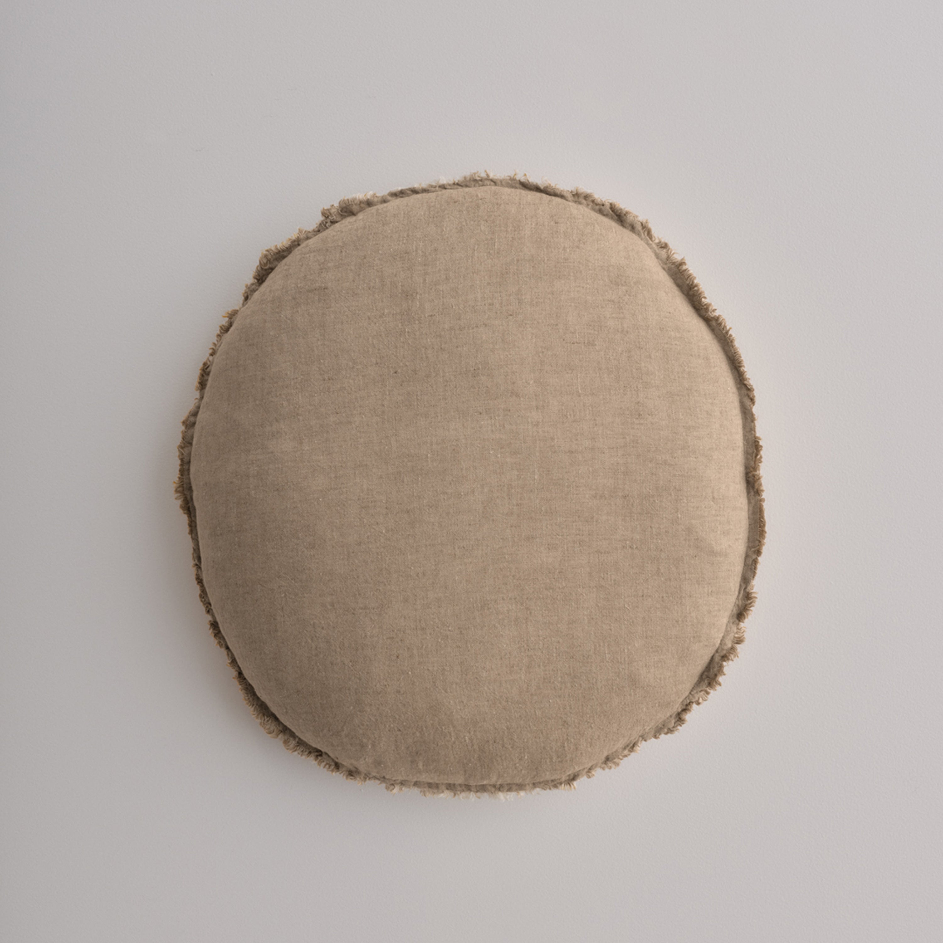 Flocca Macaron Linen Pillow - Brun