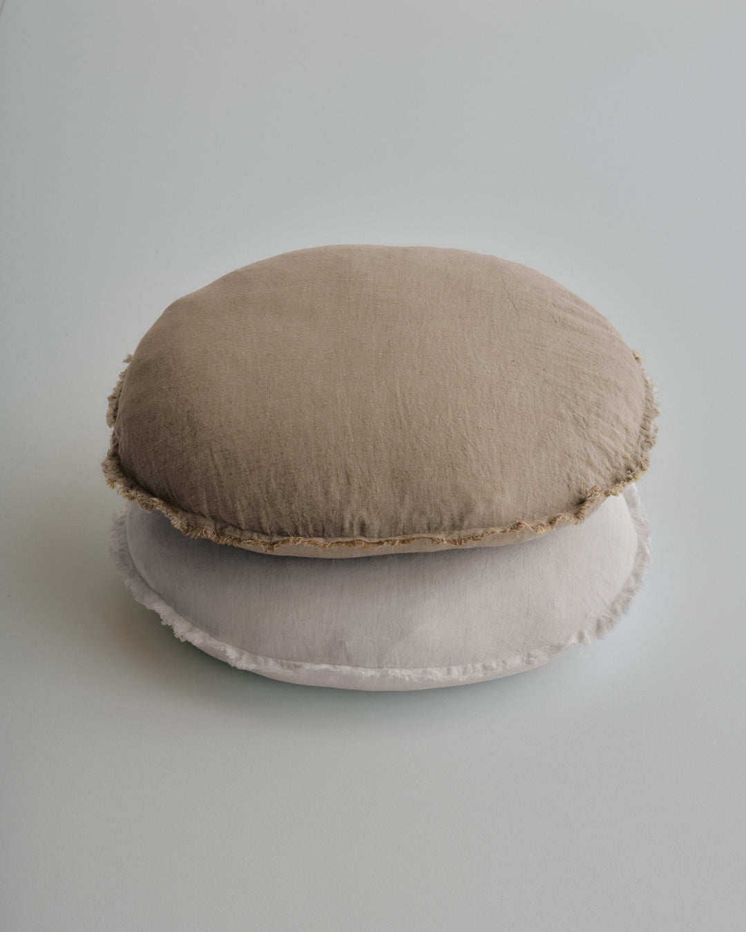 Round Linen Cushion | Toffee Brown